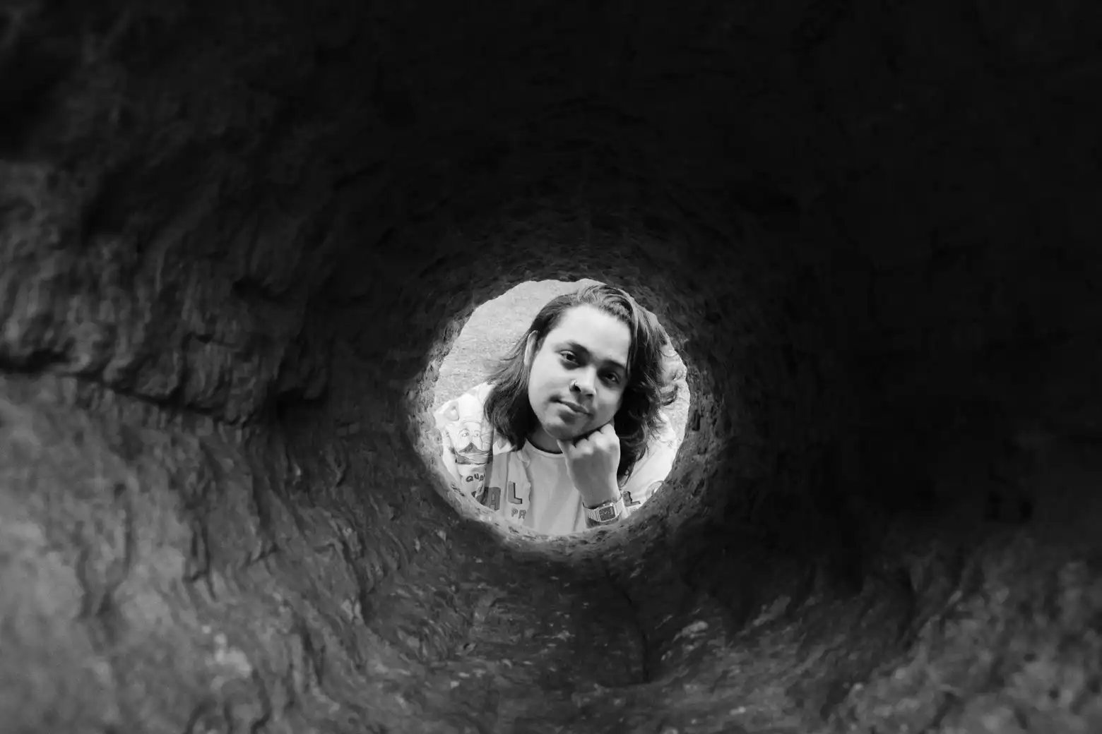 Portrait of Luis Viedma, street photography guide in Bogotá